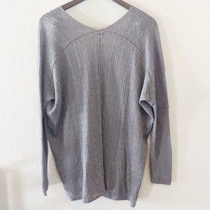 Neiman Marcus Sweaters - Neiman Marcus Grey Wool & Silk Sweater Small Neiman Marcus Sweaters - Neiman Marcus Grey Wool & Silk Sweater Small
